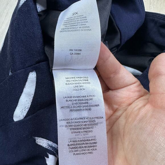 Lysse Brush Petals True Navy Wide Leg Cropped Ponte Pull On Pants Plus 2X - Picture 14 of 14